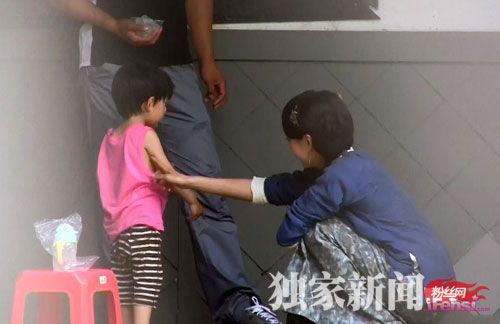 潘粤明爆料博客最新视频,娱乐圈幕后真相大曝光！